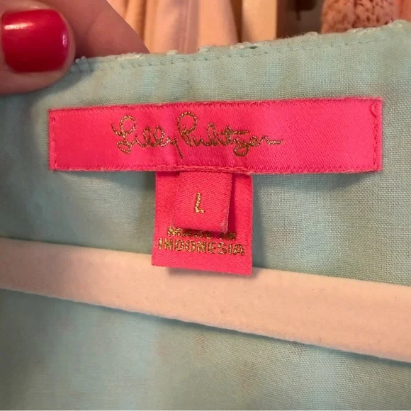 Lilly Pulitzer Aqua Blue Eyelet Ruffle V-Neck Lina Top - Picture 4 of 4